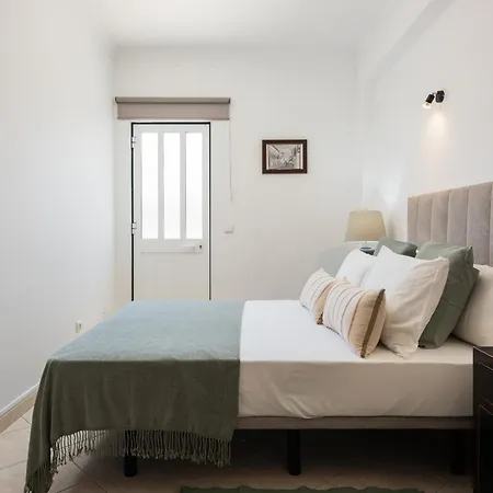 Oasis - Center By Hd Distrikt Faro